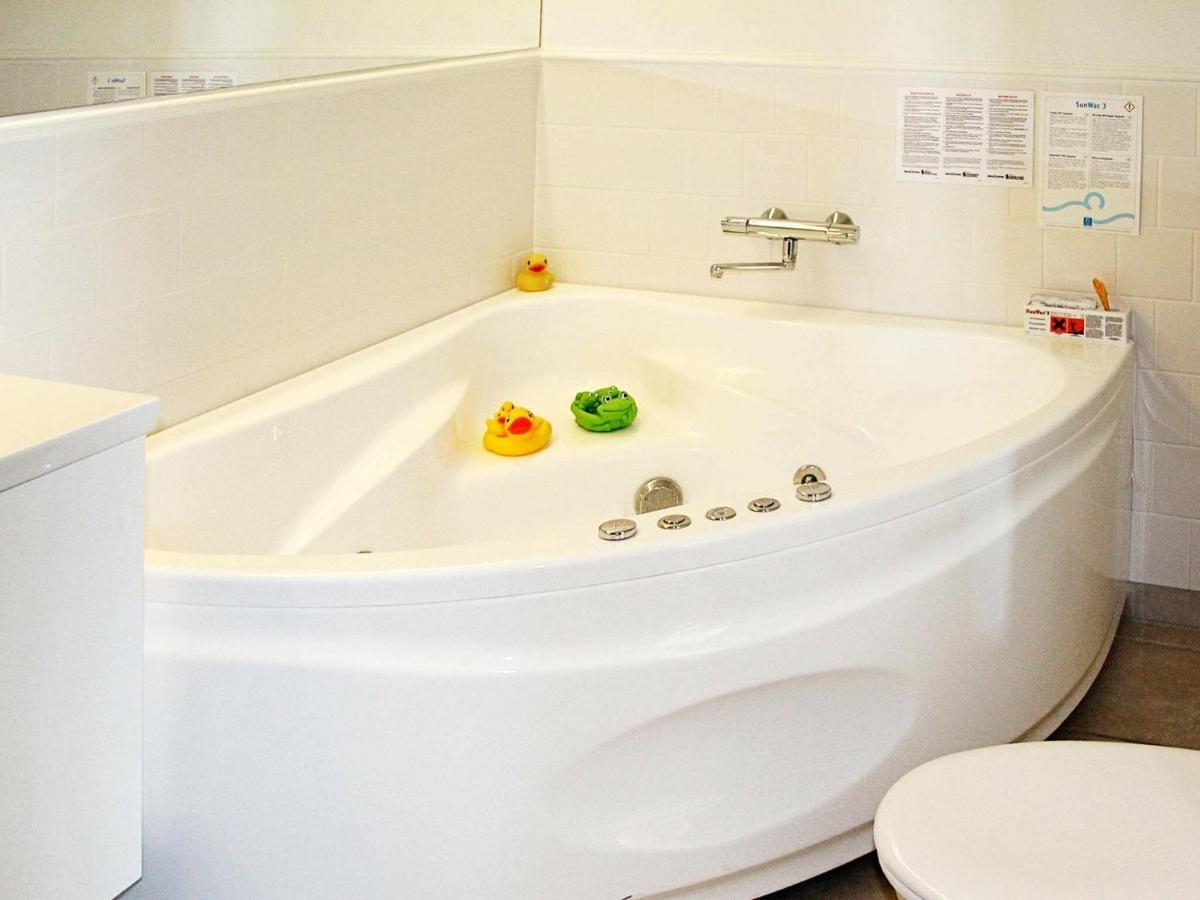 6 Person Holiday Home In Bagenkop エクステリア 写真